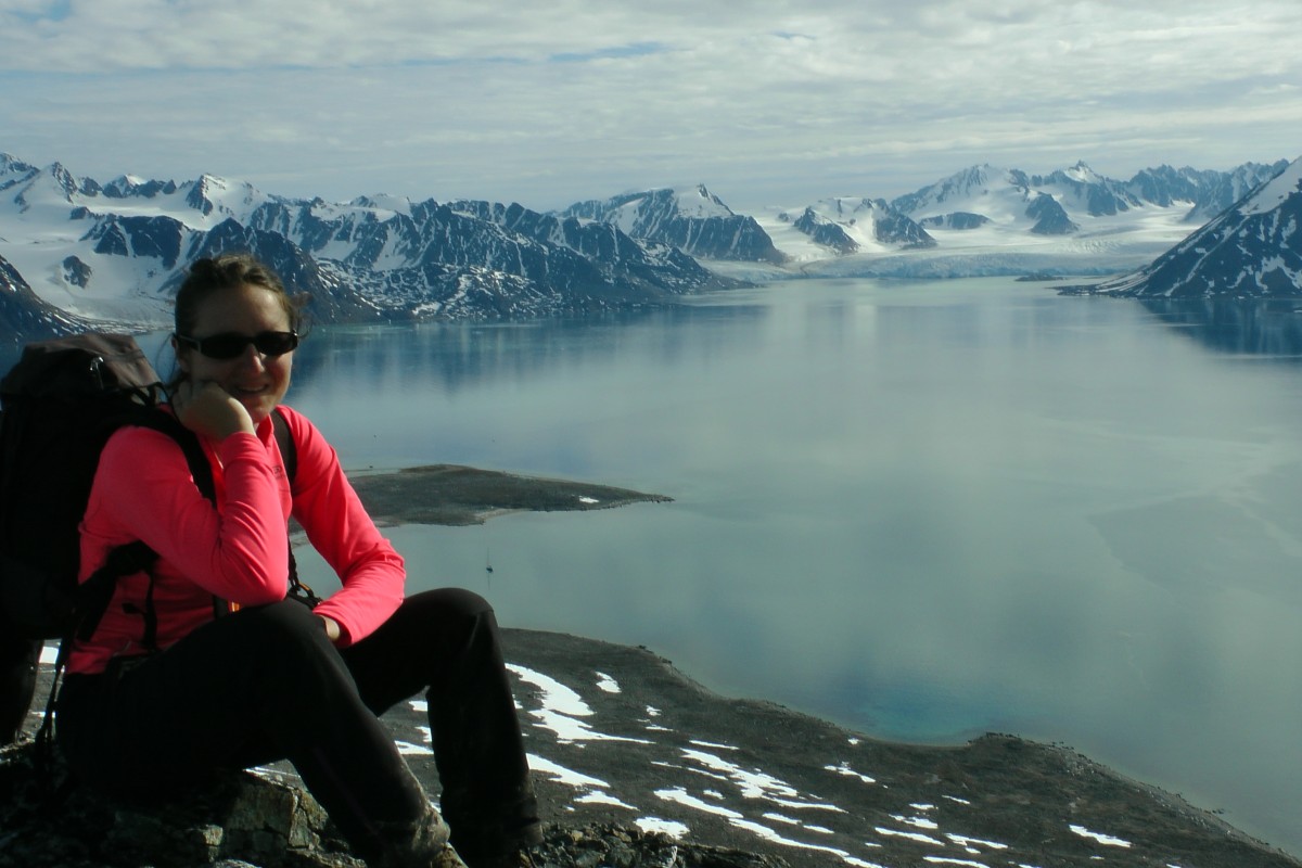 In front of Danskeneset anchorage, Smeerenburgbreen in the background.