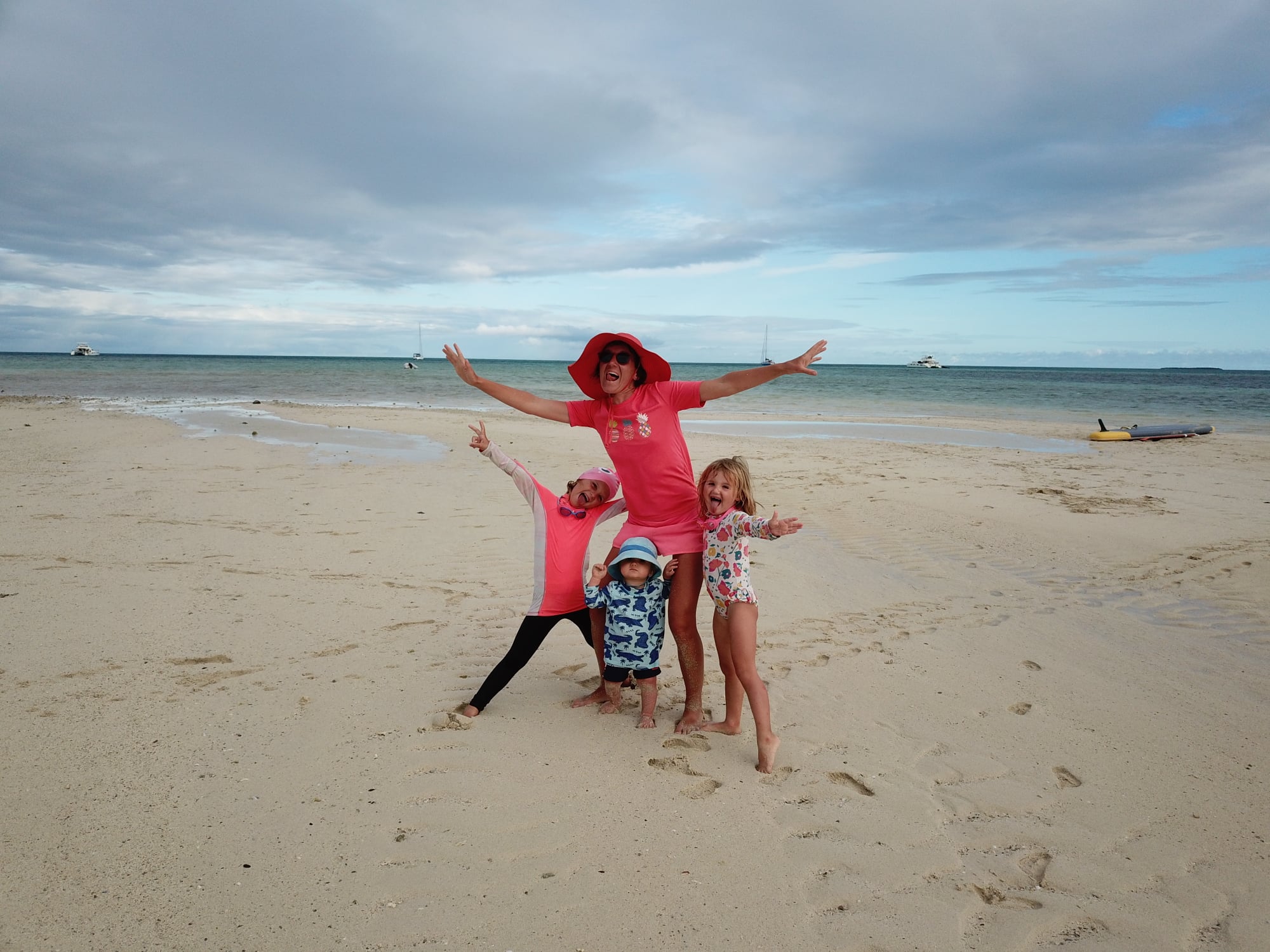 Sur la plage ilot Mato