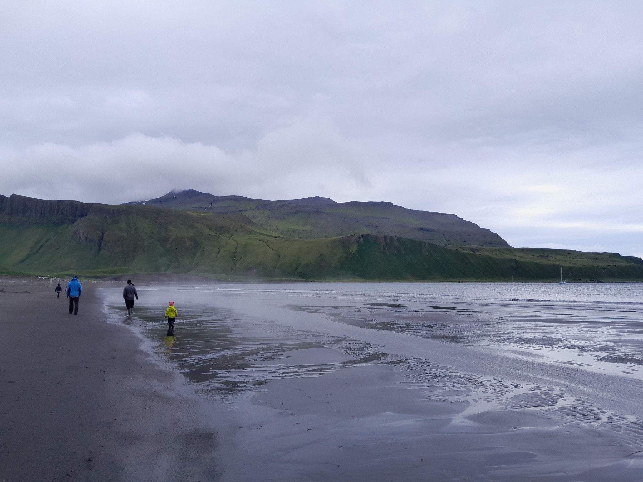 Inanudak bay, Umnak