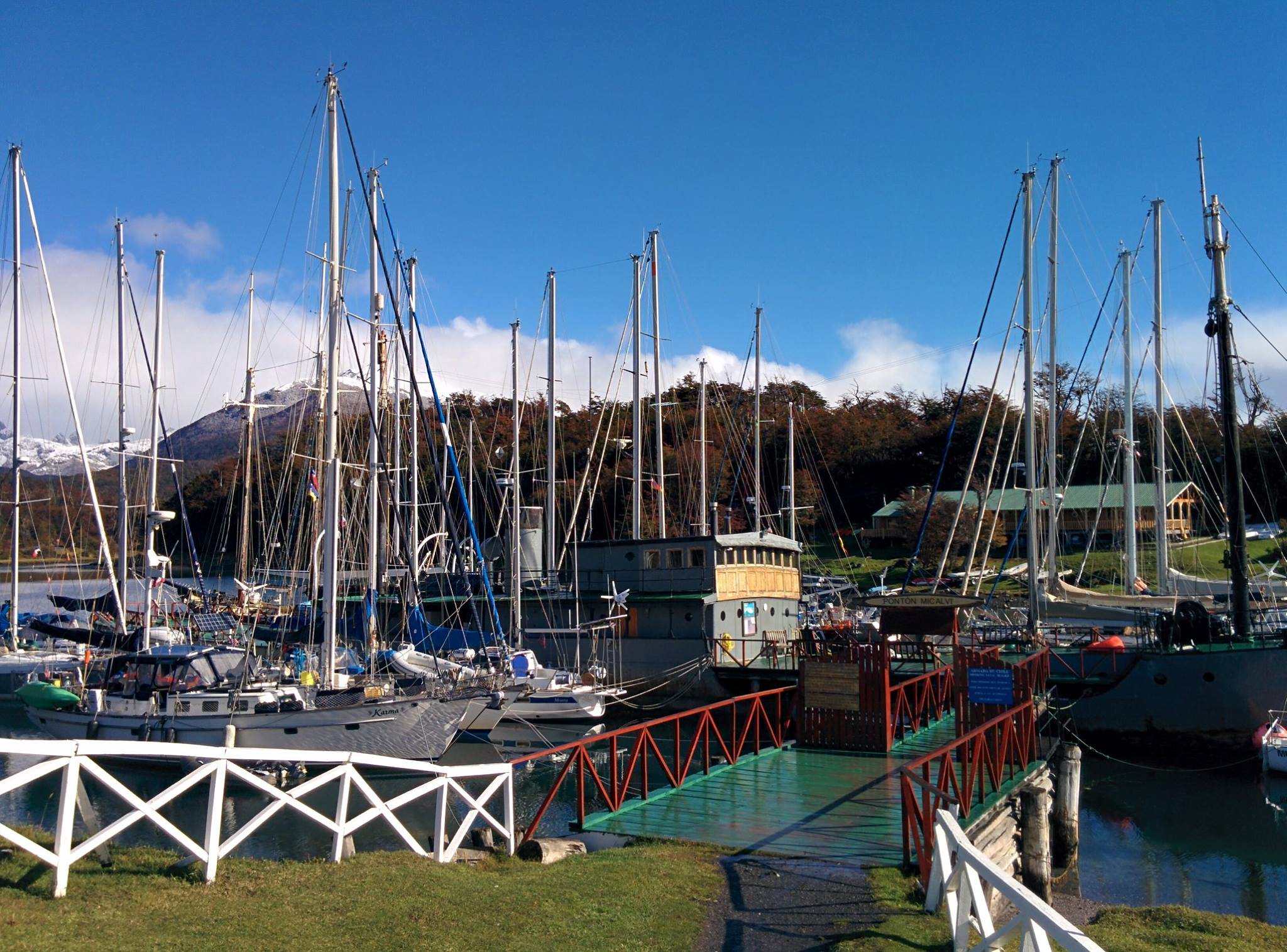 Le Micalvi, Puerto Williams
