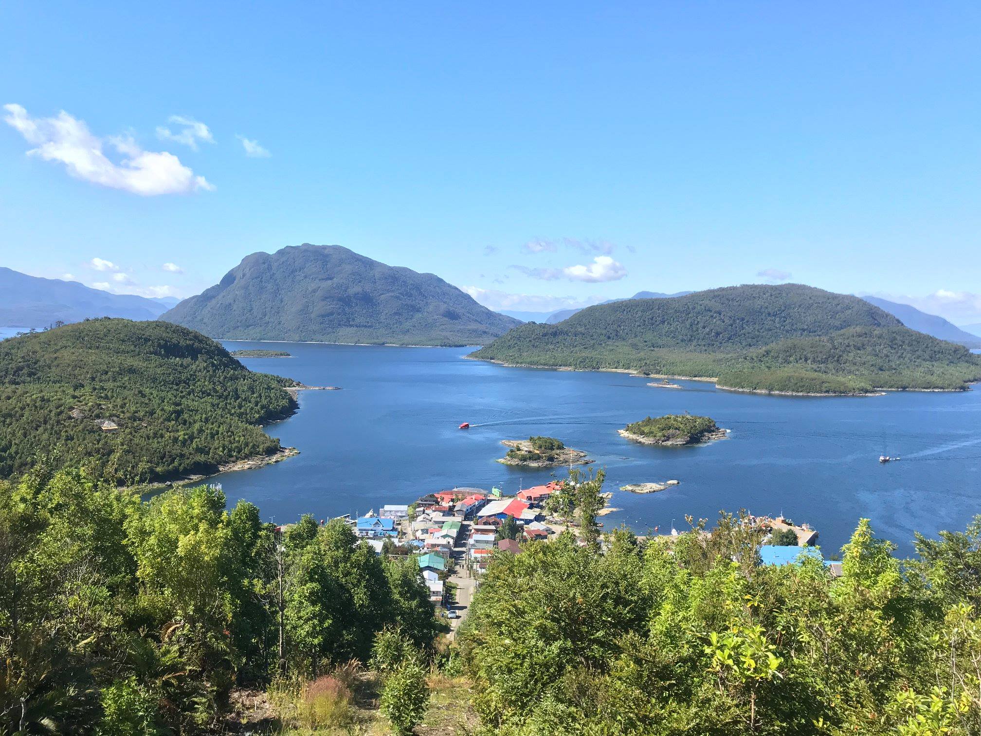 Sur les hauteurs de Puerto Aguirre