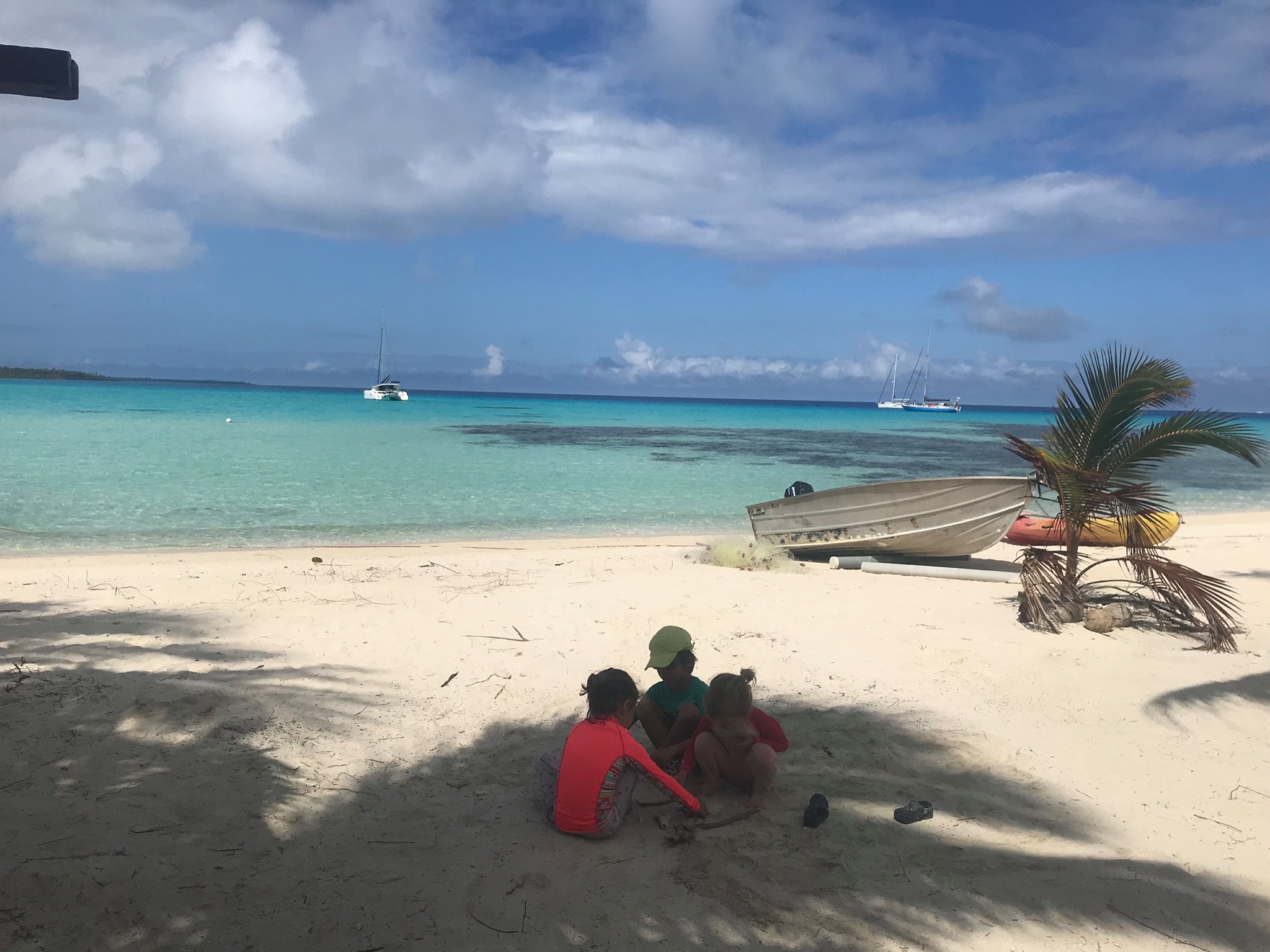 La plage devant chez Adrienne et Marcelo,Mopelia