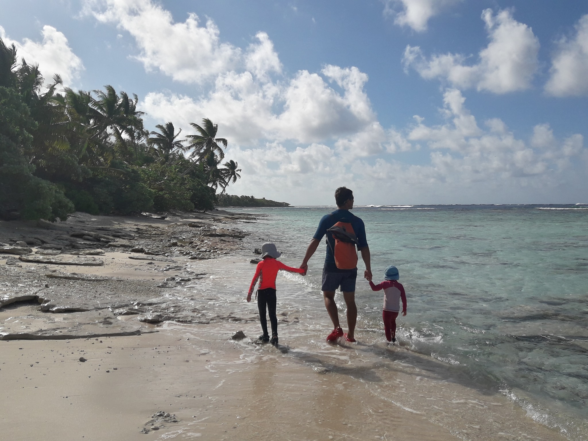 Ballade sur la côte Est de Suwarrow, îles Cook