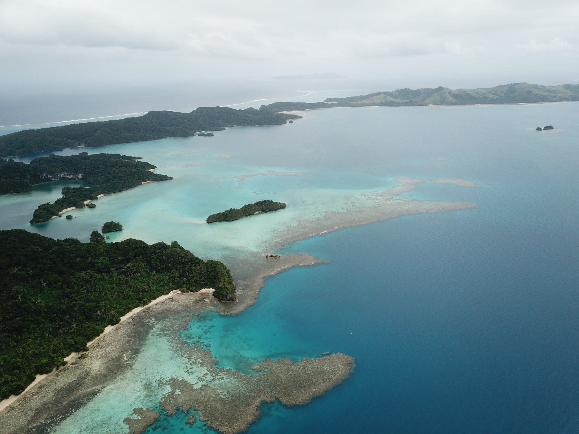 Baie de Namalata et le "Hidden lagoon"