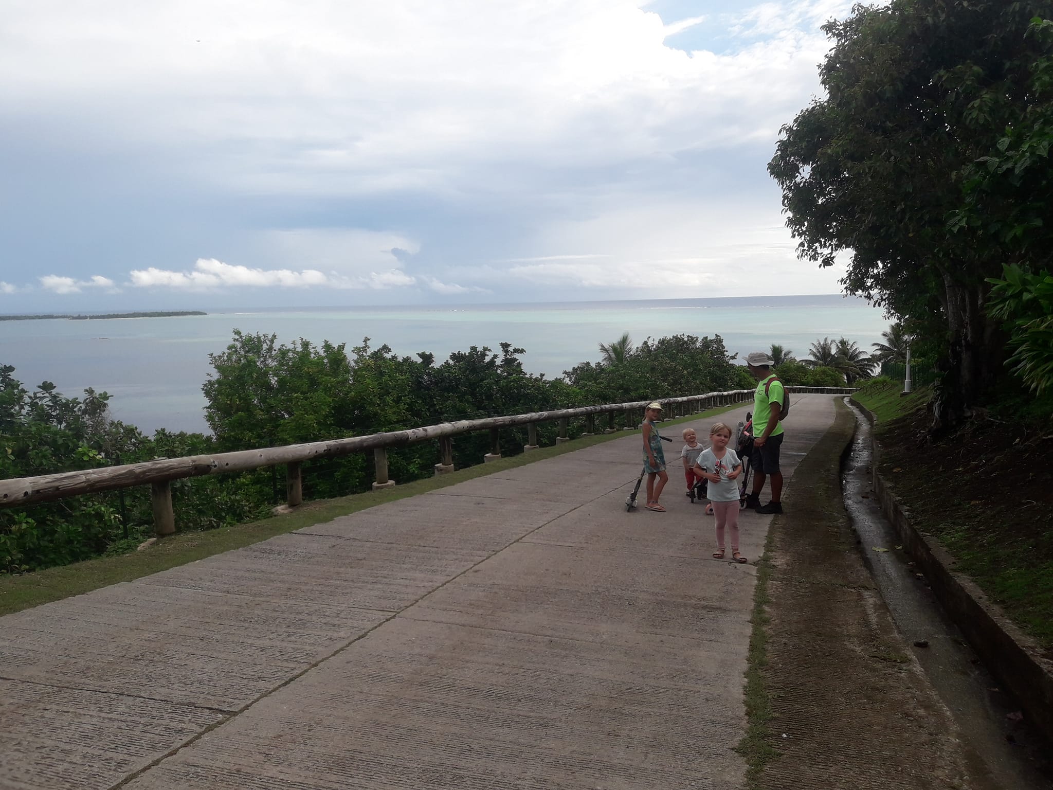 Tour de l'île,  Maupiti