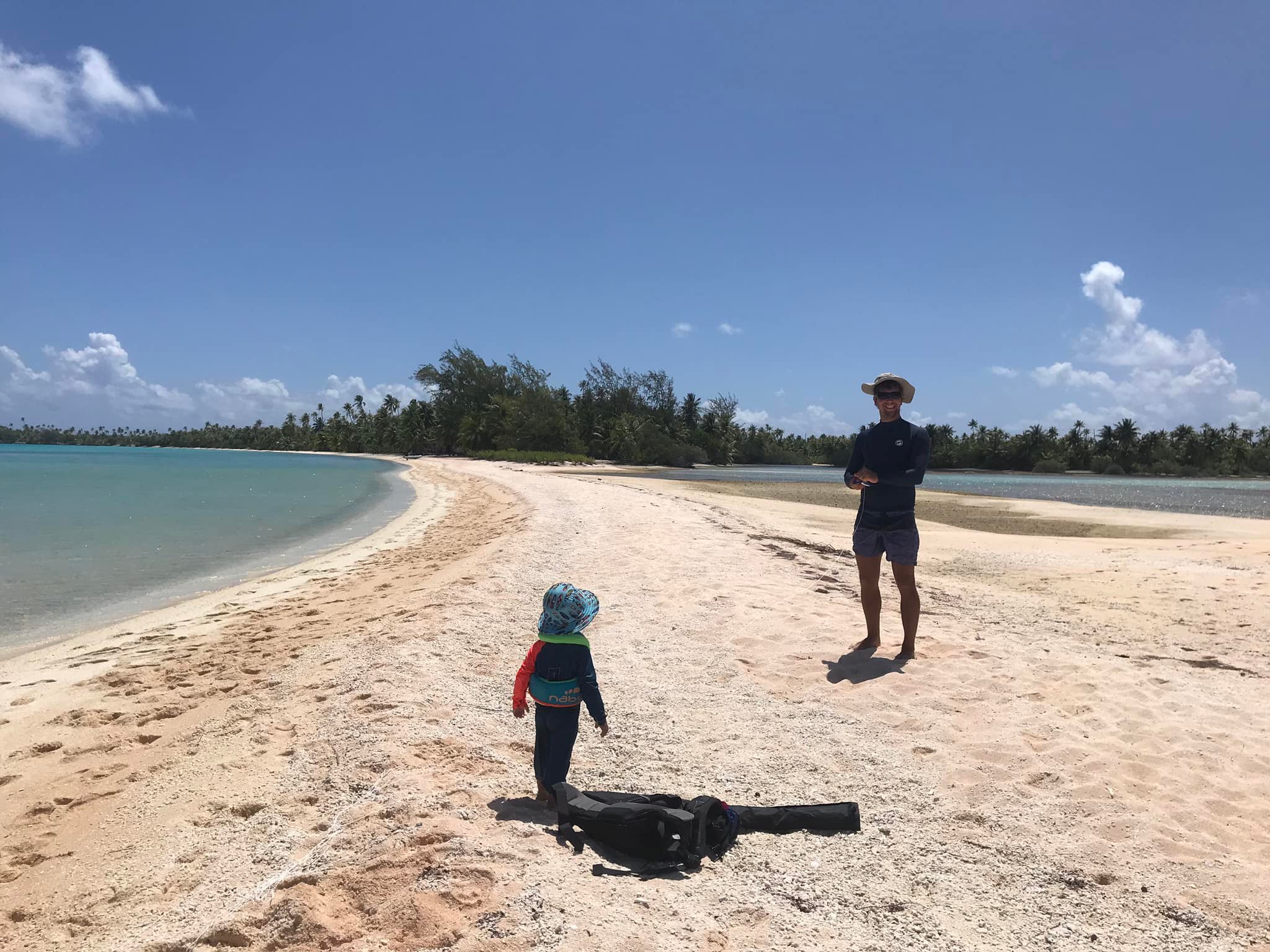 Sur la plage à Hirifa