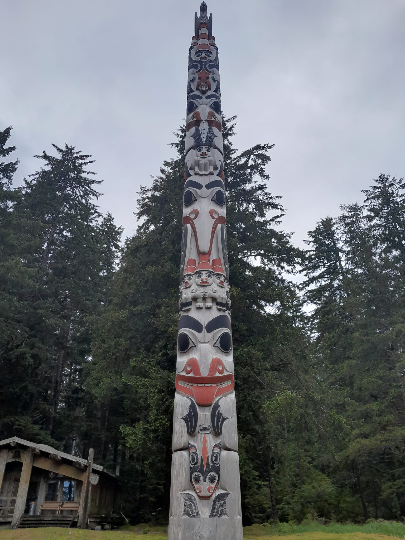 Totem, Windy Bay ( HLK'YAH)