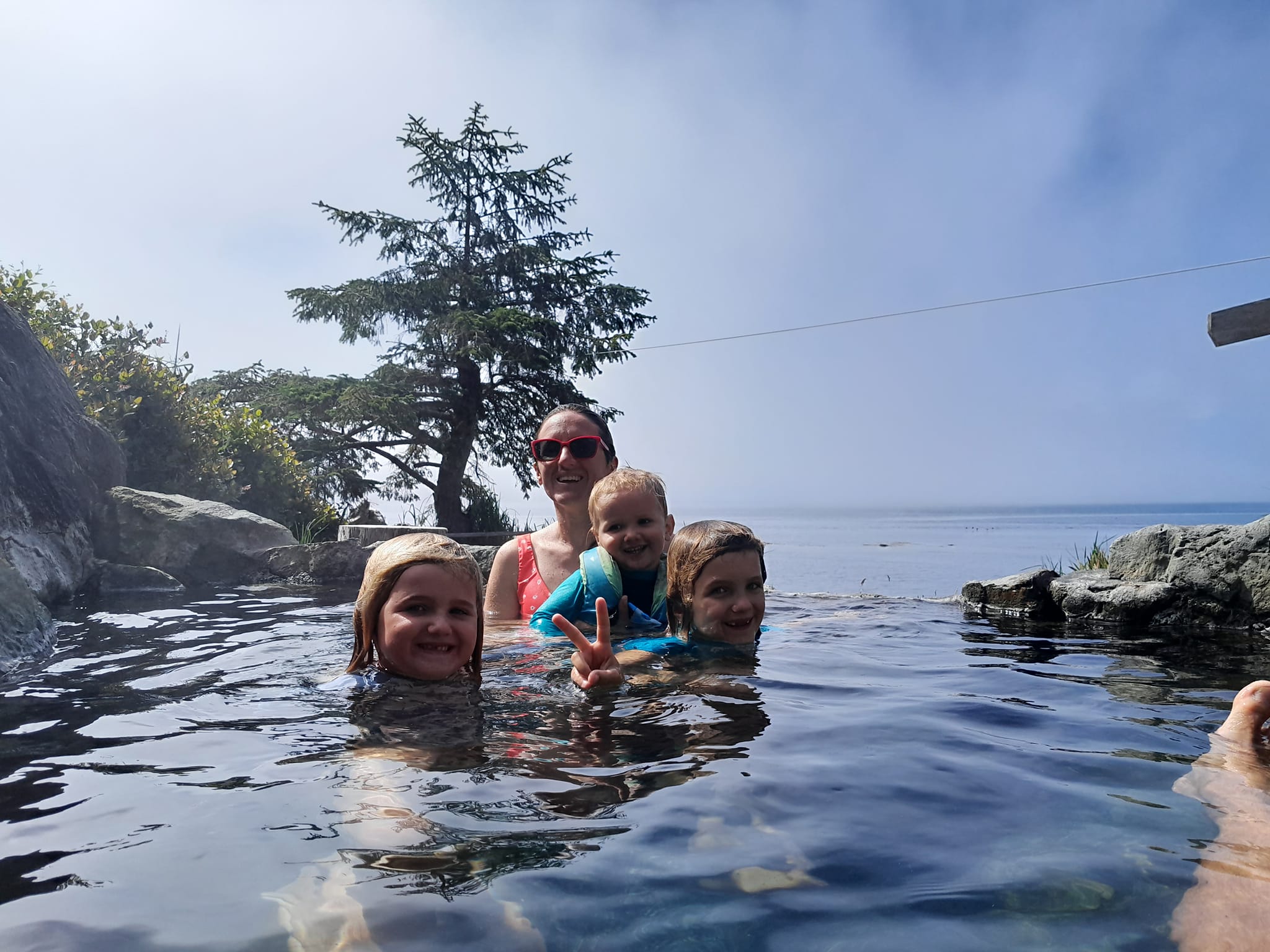 Sources d'eau chaude, Hotsprings